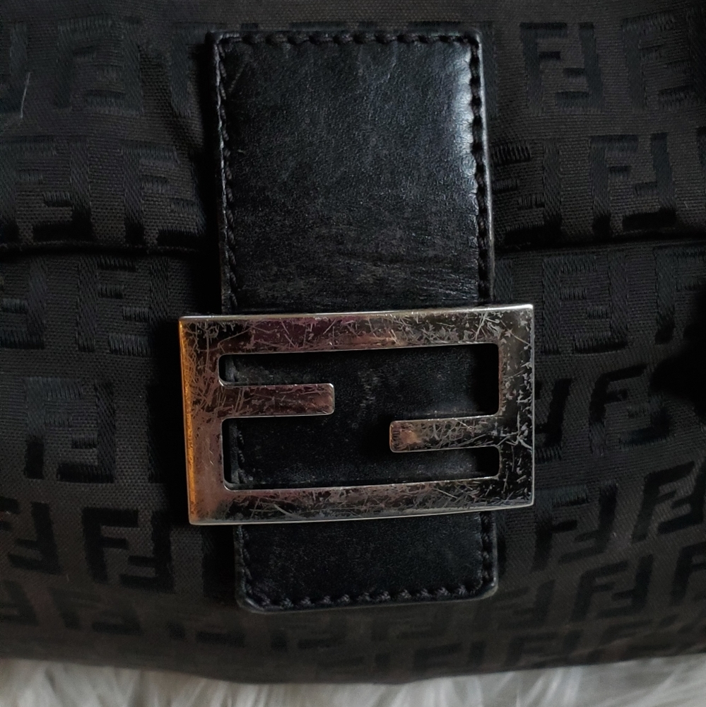 Handbag - Picture 7 of 11